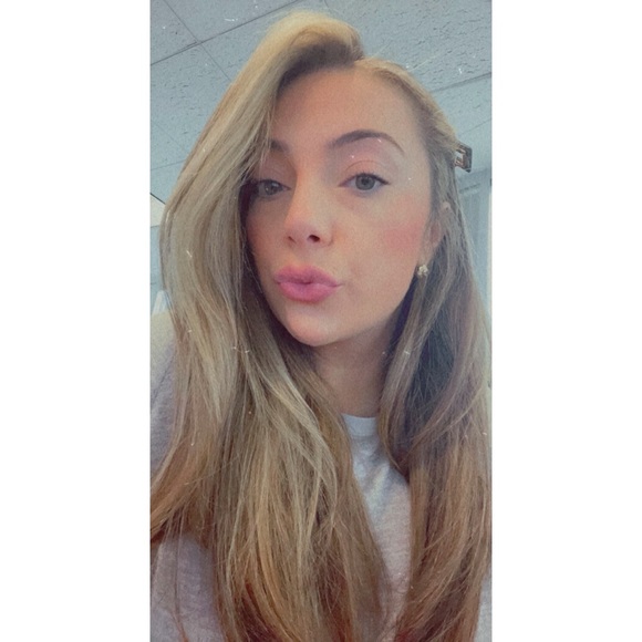 Meet your Posher, Marisa - Picture 1 of 1